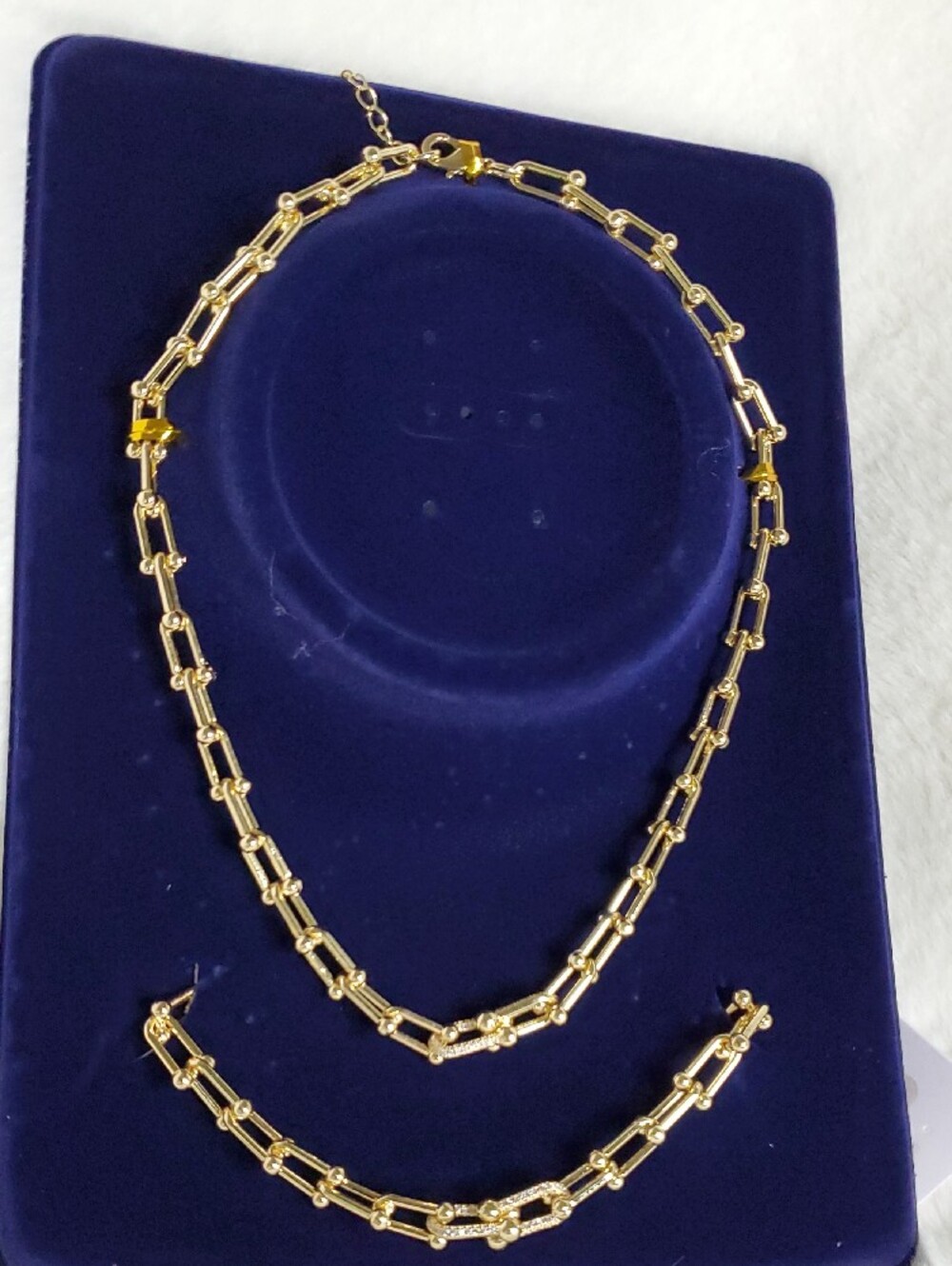 Tiff Designs Polished Gold Link Necklace, Bracelet & Hoop Set Insp - Picture 4 of 4